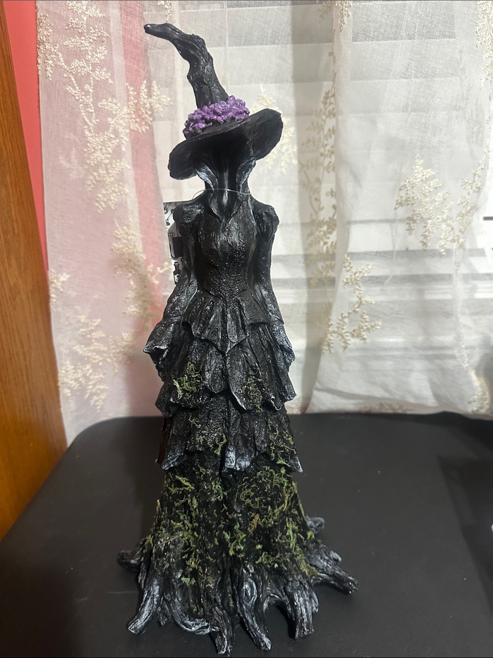 Tahari Tree Witch figurine